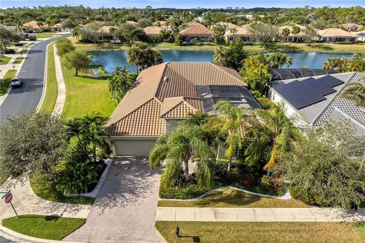 15949  Paseo  LN, Naples, FL 34110