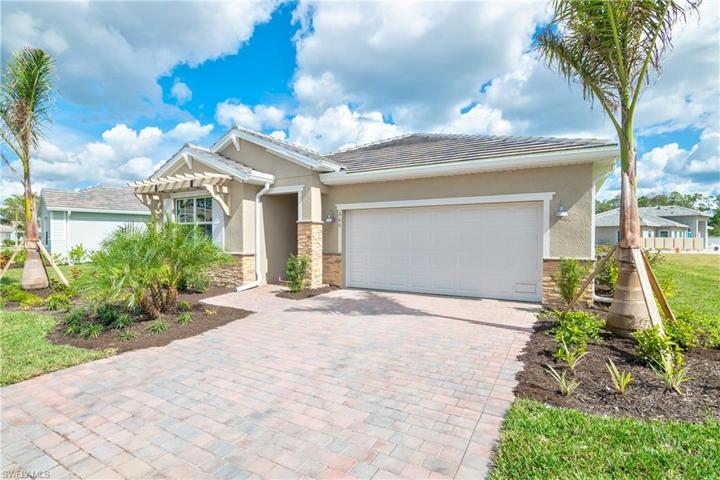 260  Tamarindo  LN, Naples, FL 34114