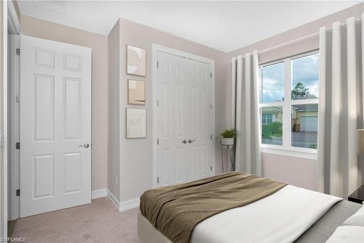 260  Tamarindo  LN, Naples, FL 34114