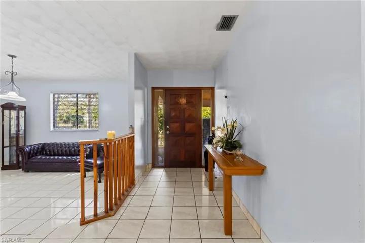 3680 7th Ave Sw, Naples, Florida 34117