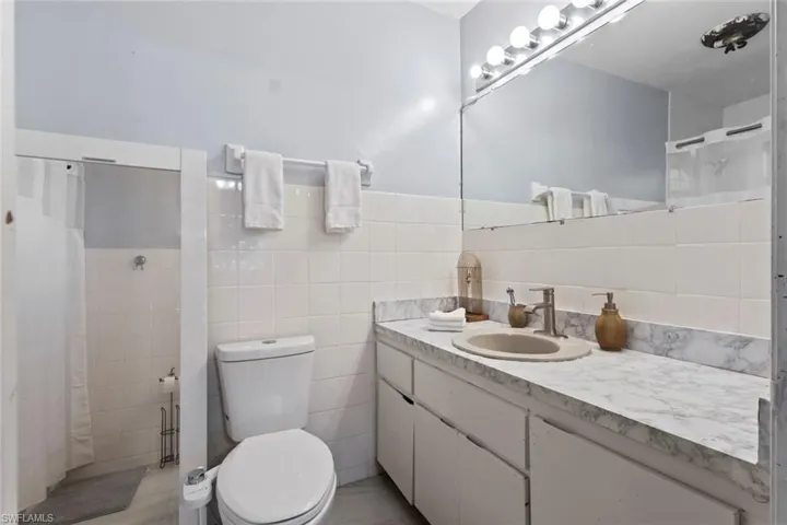 3680 7th Ave Sw, Naples, Florida 34117