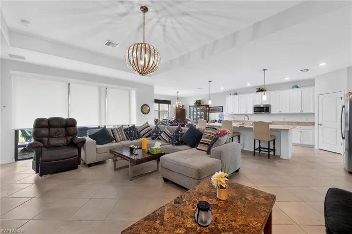 3335 Menores Way, Fort Myers, Florida 33905
