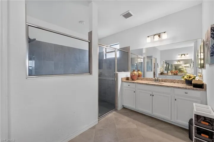 3335 Menores Way, Fort Myers, Florida 33905