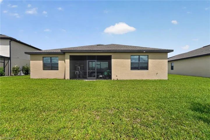 3335 Menores Way, Fort Myers, Florida 33905