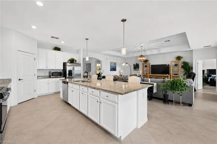 3335 Menores Way, Fort Myers, Florida 33905