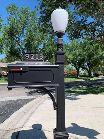 Mailbox & street lights