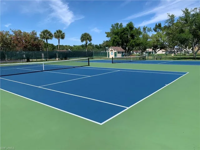 2 tennis courts