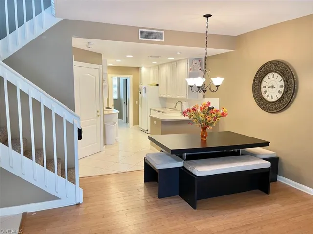 DINING/KITCHEN (NEW SS APPLIANCES NOT PICTURED)