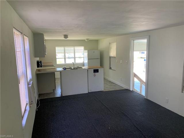 259  San Diego  ST, NORTH FORT MYERS, FL 33903