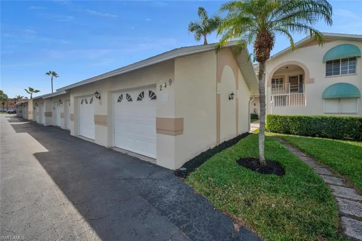 1 Car Detached Garage