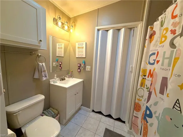 Jack & Jill Bathroom