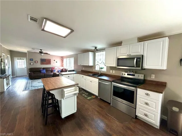 5395 W State Rd 80  , Fort Denaud, FL 33935
