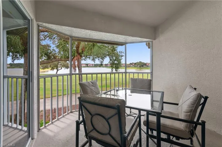 28072 Cavendish Ct 2211, Bonita Springs, Florida 34135