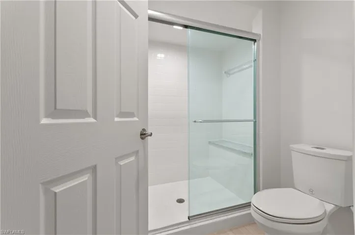 28072 Cavendish Ct 2211, Bonita Springs, Florida 34135
