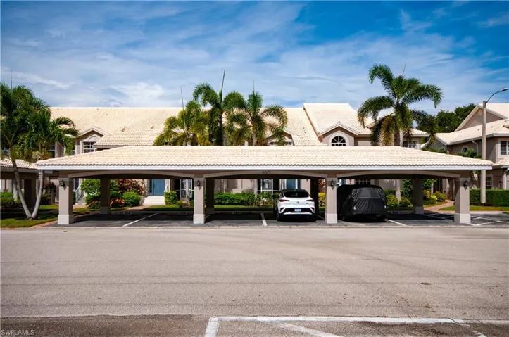 28072 Cavendish Ct 2211, Bonita Springs, Florida 34135