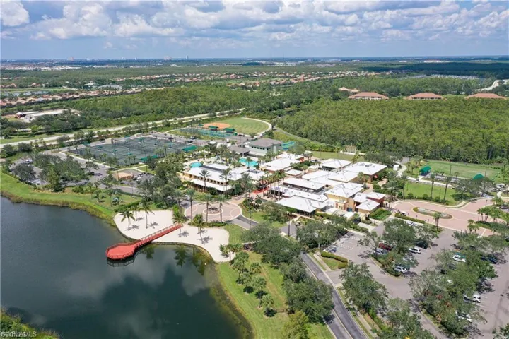 Amenity Town Center