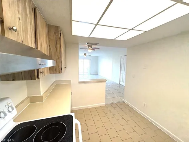 521 Ne 24th Pl 2, Cape Coral, Florida 33909