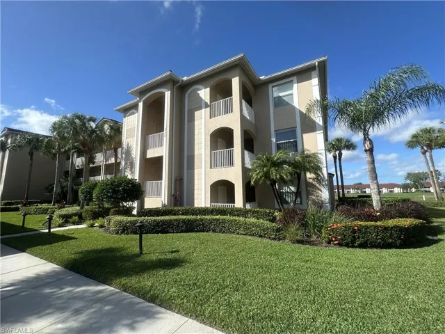 2720 Cypress Trace Cir # 2928, Naples, Florida 34119