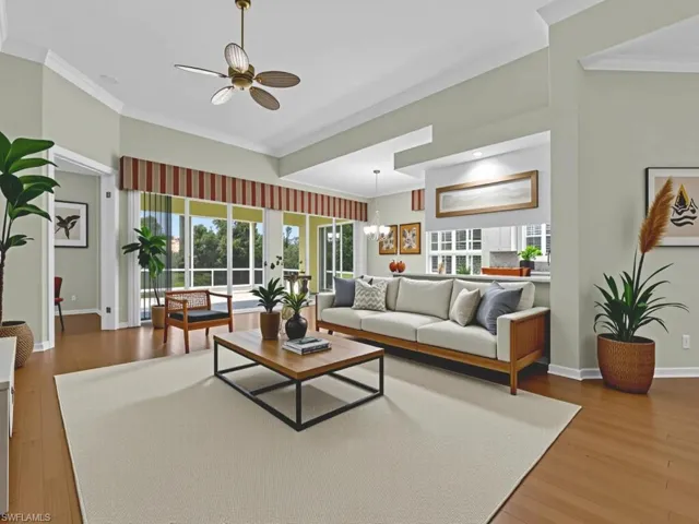 Kitchen & Dining Area