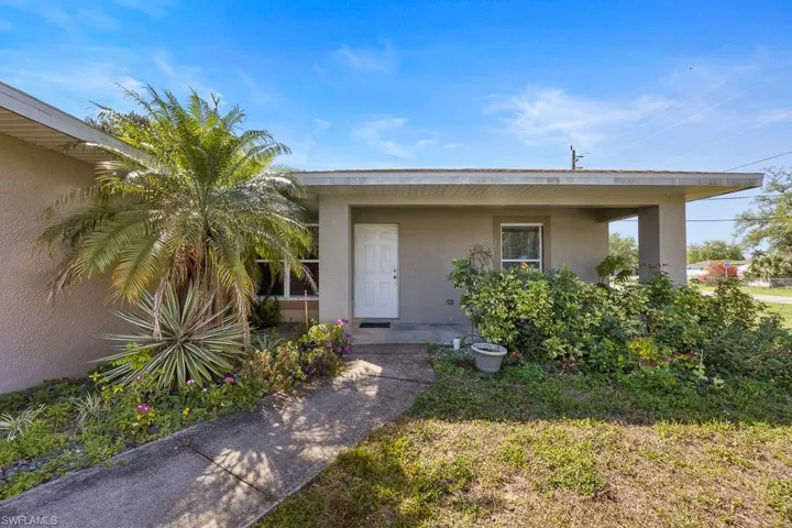 13001  Fourth  ST, Fort Myers, FL 33905