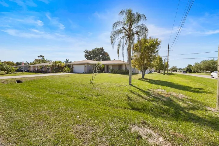 13001  Fourth  ST, Fort Myers, FL 33905