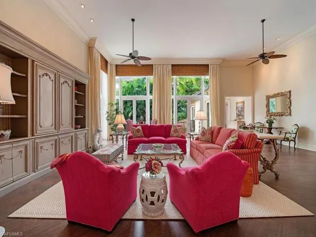 Formal entertainment space