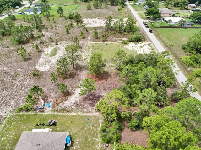 1420  Jefferson  AVE, Lehigh Acres, FL 33972