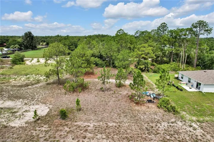 1420  Jefferson  AVE, Lehigh Acres, FL 33972
