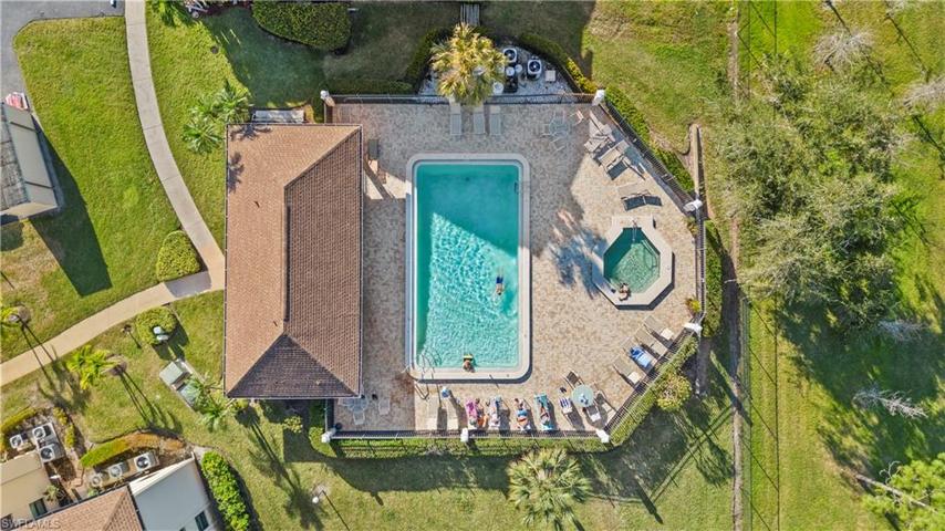 8474 Charter Club CIR # 14, FORT MYERS FL 33919