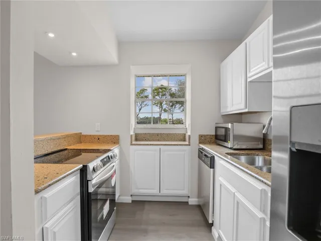 17336  Phlox  DR, Fort Myers, FL 33967