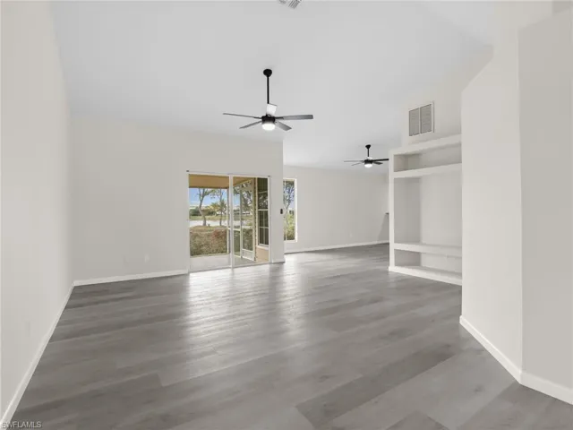 17336  Phlox  DR, Fort Myers, FL 33967