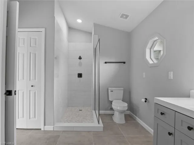 17336  Phlox  DR, Fort Myers, FL 33967