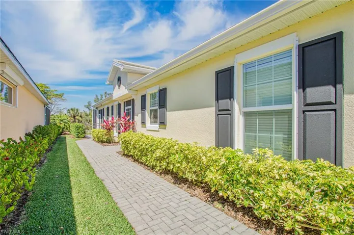Side View of property towards front door