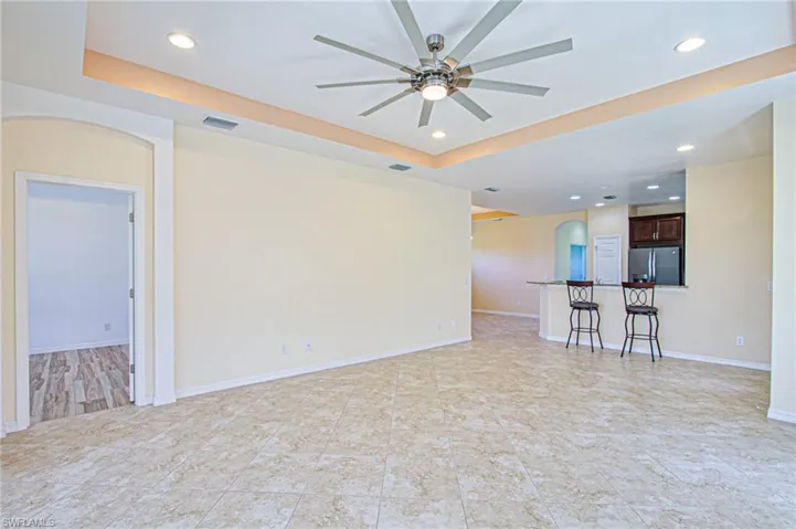 Main Living Area w/tray ceiling