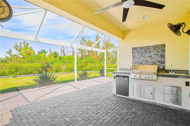 Extended Covered Lanai w/pavers, Outdoor Kitchen!