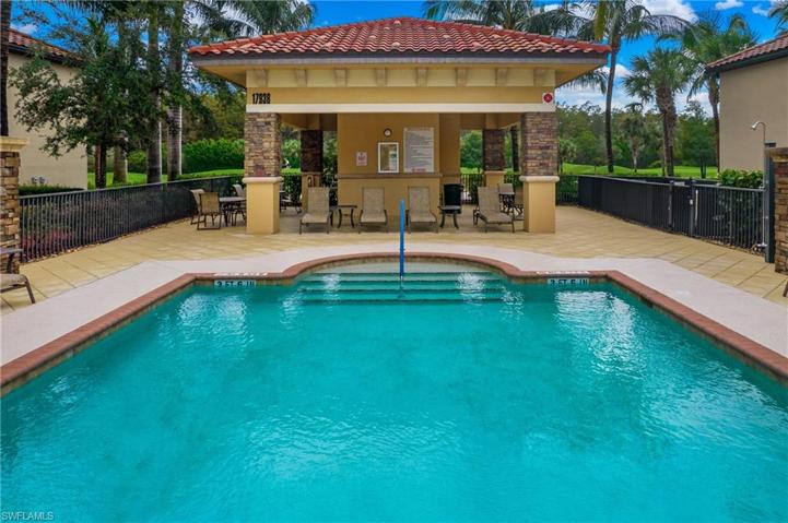 This neighborhood pool is adjacent to 28051 Bridgetown Ct.