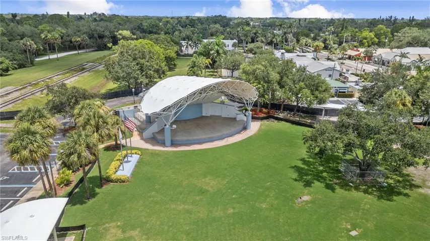 27261 Dortch Ave, Bonita Springs, Florida 34135