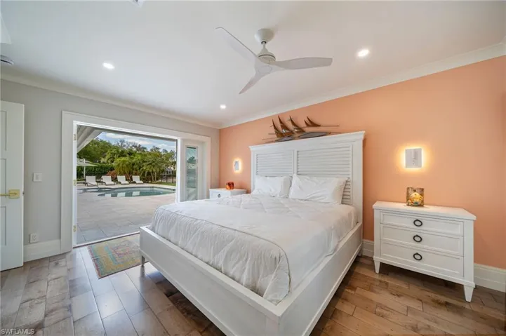 Guest suite access to outside