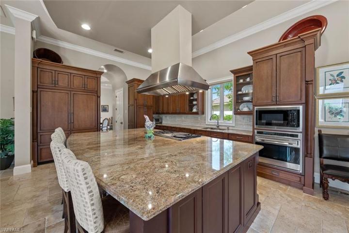 6079  Sunnyslope  DR, NAPLES, FL 34119