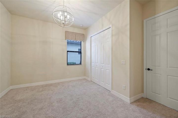 Den / Bedroom 4