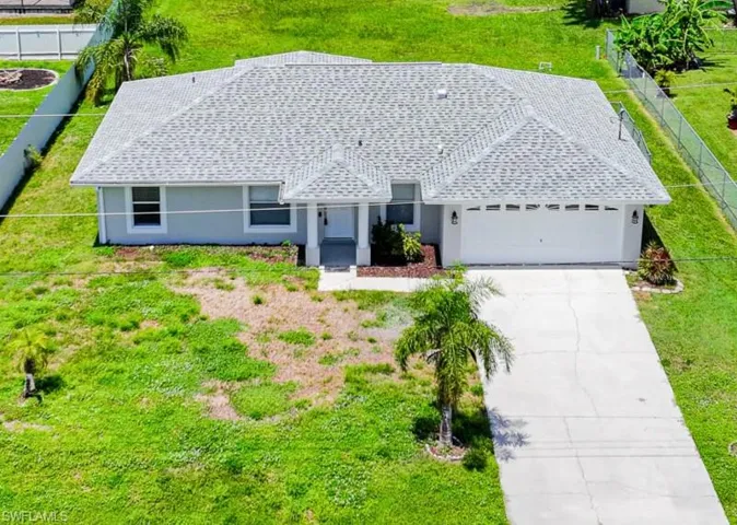 4008 10th St W, Lehigh Acres, Florida 33971