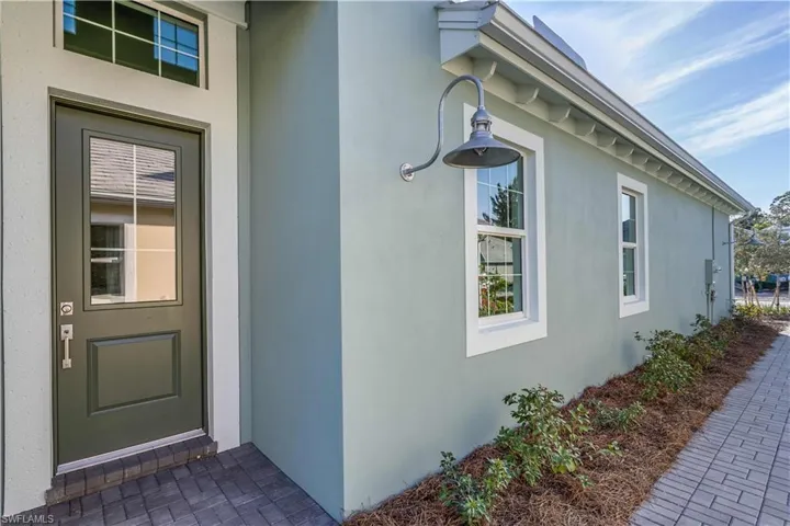 9032 Calypso Ct, Naples, Florida 34112