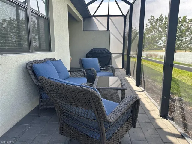 Extended Lanai - Lake view