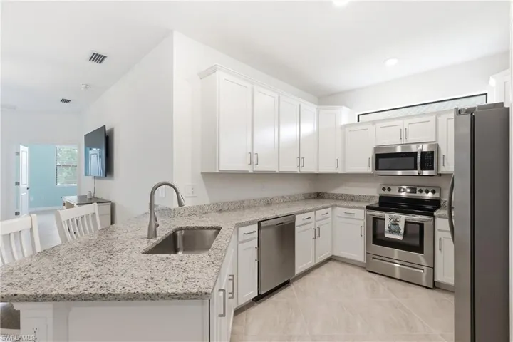 14040 Pine Lodge Ln, Fort Myers, Florida 33913