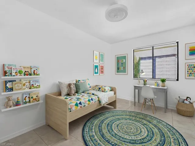 Guest Room (virtual furniture)
