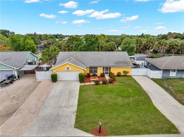 4587  25th SW CT, Naples, FL 34116