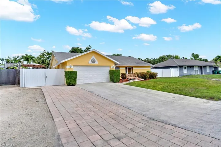 4587  25th SW CT, Naples, FL 34116