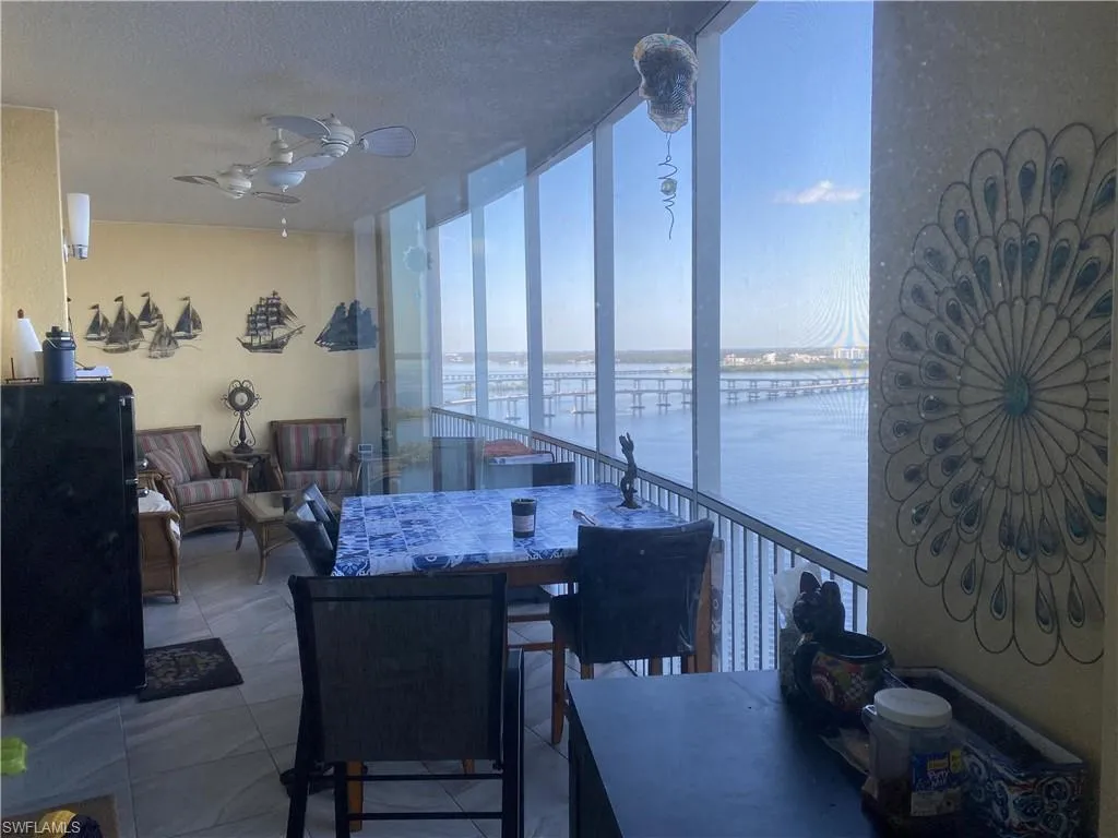2745 1st ST, Fort Myers, FL 33916,224081705