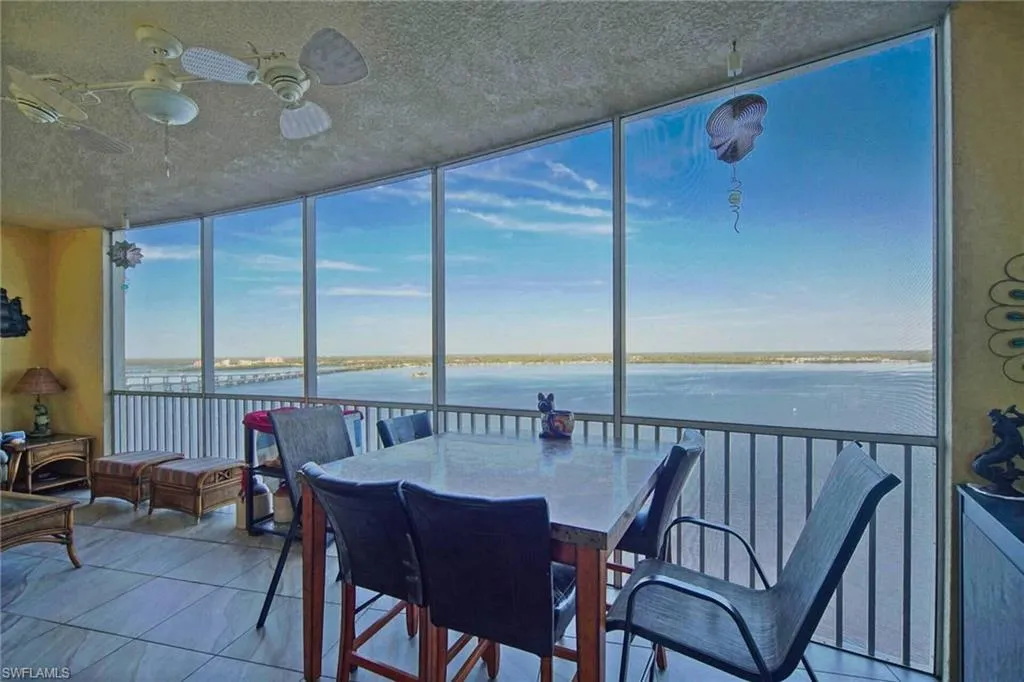 2745 1st ST, Fort Myers, FL 33916,224081705