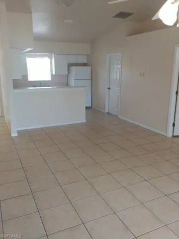 15421  Cemetery  RD, Fort Myers, FL 33905